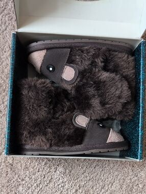 NIB - Emu Brown Wool Plush Booties (Size 18-24 Months)